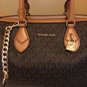 Michael Kors purse